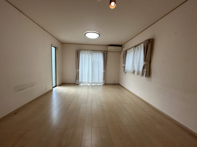 中古戸建　柏市増尾台の居間・リビング