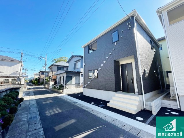 亀岡市大井町小金岐　第2期　新築一戸建ての外観|安心の10年保証！外観を美しく保ち、雨水で汚れを落とします！気になることがありましたら、お気軽にお問い合わせください！