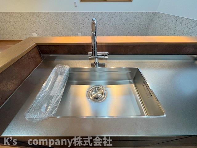 茅ヶ崎市浜竹3丁目　新築戸建　2号棟のキッチン|キッチンシンク◇◇