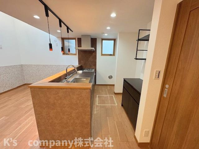 茅ヶ崎市浜竹3丁目　新築戸建　2号棟のキッチン|キッチンスペース◇◇