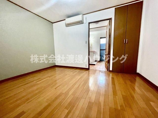 6-13の居間・リビング