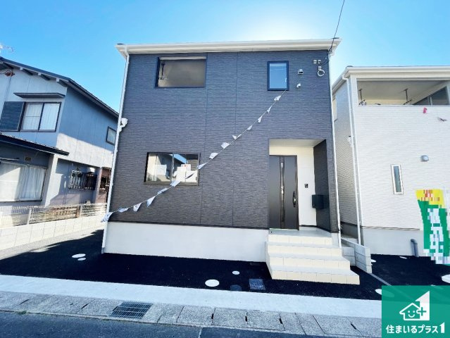 ★1(土)2(日)現地見学可能！★亀岡市大井町小金岐　ラスト1邸の外観|安心の10年保証！外観を美しく保ち、雨水で汚れを落とします！気になることがありましたら、お気軽にお問い合わせください！