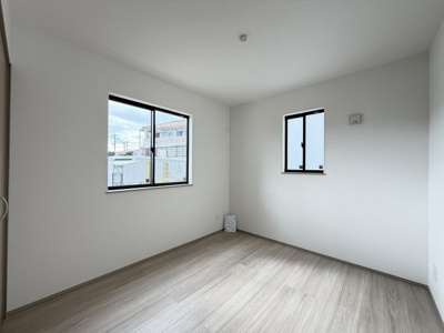 【洋室】 | 八重瀬町具志頭（全5棟）E号棟 | ※同仕様写真です