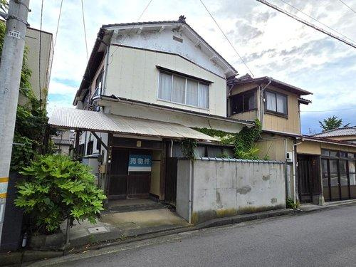 新潟市中央区四ツ屋町1丁目の外観