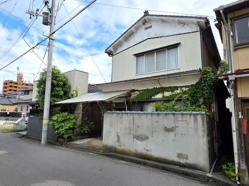 新潟市中央区四ツ屋町1丁目の外観