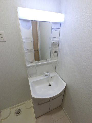 AJ千葉寺003の独立洗面台