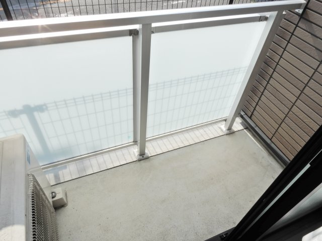 レオネクストエイザのバルコニー