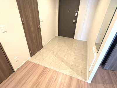 【玄関】 | シークリサンス西岡本