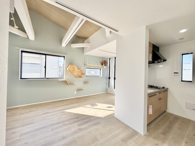 CS GARDEN 吉祥寺の洋室