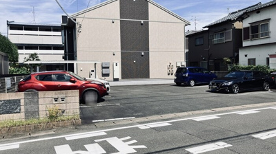 【駐車場】 | ヴァン　オーキッド