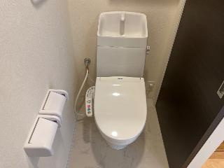 （仮）千駄塚新築アパートのトイレ|シャワー付トイレ（イメージ）