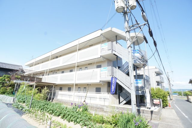 フォーレスト郡山の外観