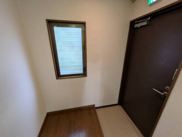 平野ビルの内装