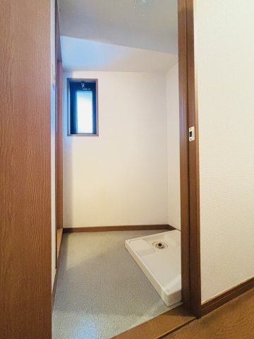 WIN二日市の内装