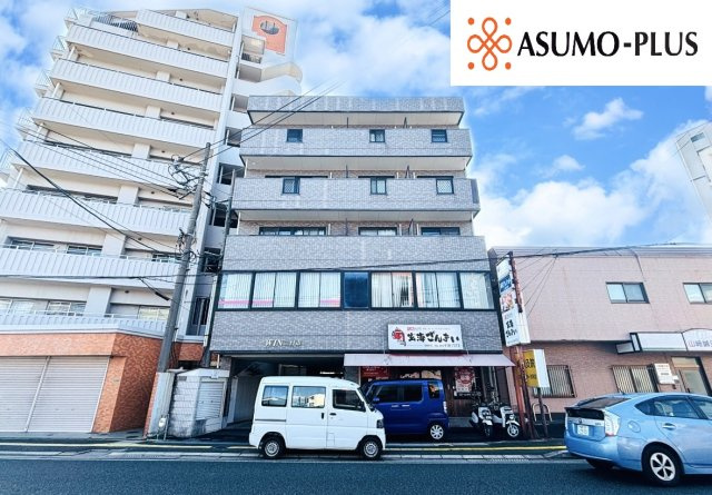 WIN二日市の外観