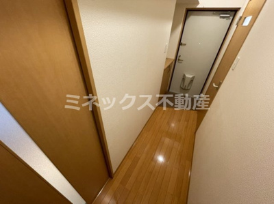 【その他】 | ユーミー波島 | 同タイプのお部屋の写真。現況を優先します。