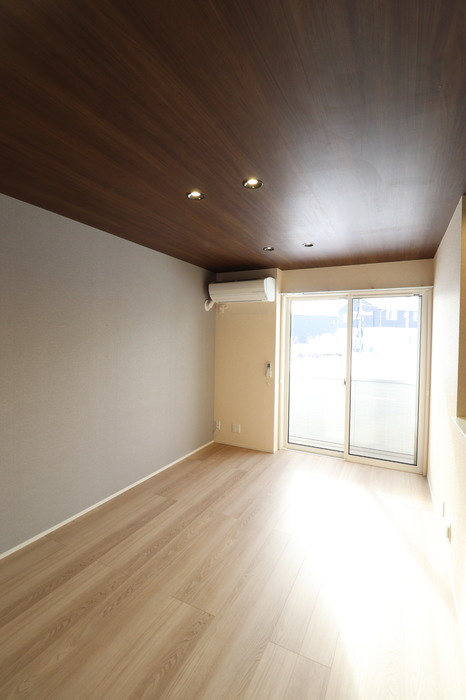 RESUA向中野　B棟の内装