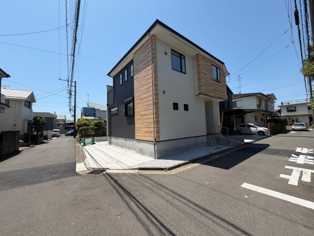 瀬谷区橋戸3丁目新築戸建【4LDK+カースペース2台/広々LDK約21帖/南向き大型バルコニー】の外観