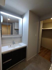 W-gates　Towerの独立洗面台|※別部屋参照