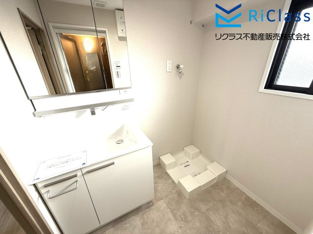 ローレル新長田の独立洗面台