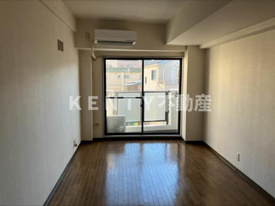 【居間・リビング】 | グリーンクロス西中延 | リビングです