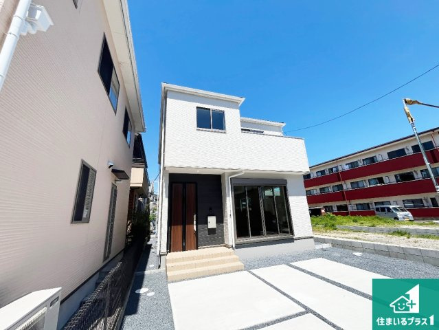 ★5(土)6(日)現地見学可能！★草津市川原　限定1邸の外観|安心の10年保証！外観を美しく保ち、雨水で汚れを落とします！気になることがありましたら、お気軽にお問い合わせください！