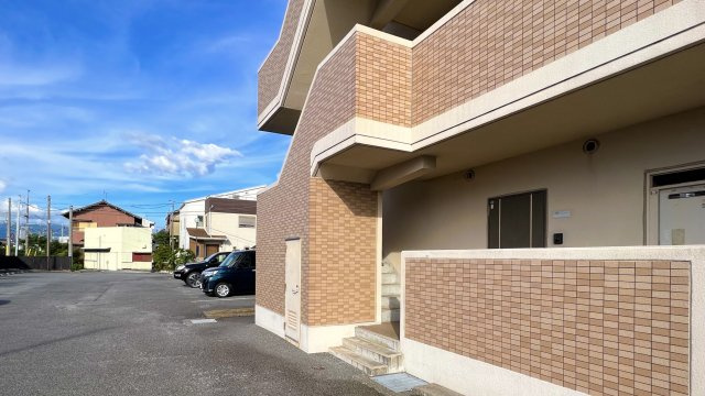 シティパル山王台のエントランス