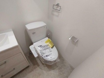 【トイレ】 | プレール・ドゥーク中野上高田 | 温水洗浄便座。