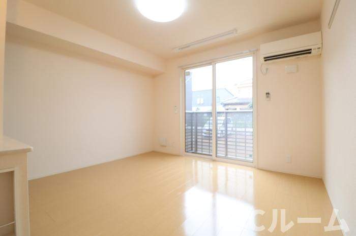 プラムコートの居間・リビング