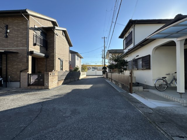 神戸市西区池上４丁目新築戸建の前面道路含む現地写真