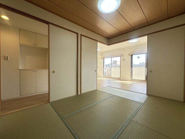 ウインヒルズジェームス山 の和室