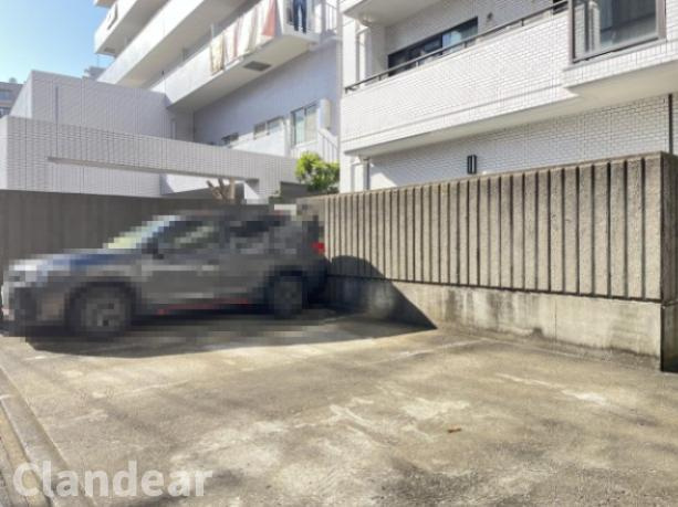 エレガントライフ松戸の駐車場|ドキドキの新生活も、安心してスタート。ぴったりの住まいを見つけませんか？クランディアが一緒に住まい選びをサポートします‼　まずは、お気軽にお問合せください　＃クランディア