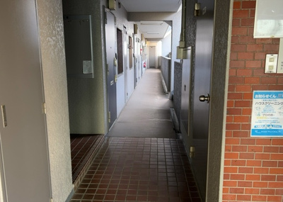 【その他共用部分】 | セザール南林間 | 共用部分は、一棟の建物に住む区分所有者全員が共同で所有するとし、共用部分の管理、補修などは、区分所有者で形成される管理組合が行います。個人の判断で勝手に変更することはできませんので覚えておきましょう。