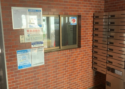 【受付】 | セザール南林間 | 受付はマンションコンシェルジュがいる場合もあれば、管理人が滞在する小部屋を総称して呼ぶことがあります。主にエントランスに設置されていることから、防犯面でも期待ができます。防犯設備がない場合はより安心！