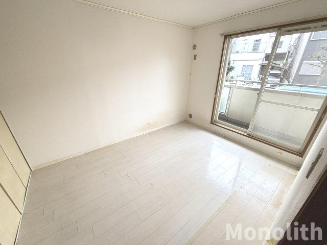 ハイムアーバニティの洋室