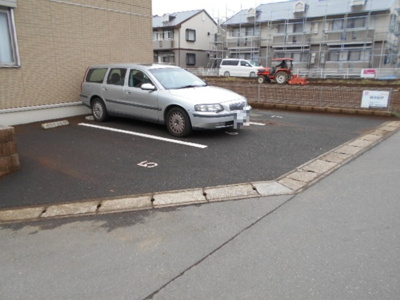 【駐車場】 | 吉野ハイツ Ⅲ棟 | 駐車場