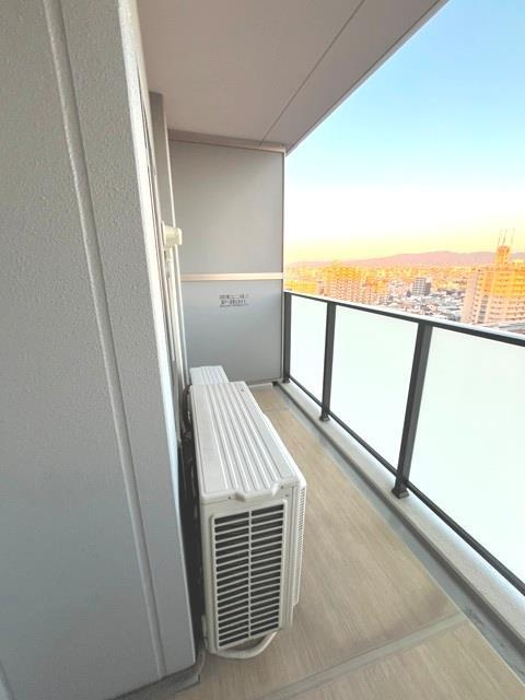 パークナード阿倍野天王寺町南レーヴのバルコニー|お洗濯にも便利なバルコニー付き