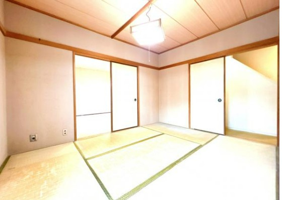 【中古】日高市武蔵台中古住宅の和室|1F和室です♪