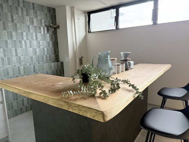 コスモ瀬田　天然木フルリノベーションのキッチン