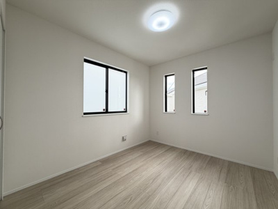 【洋室】 | 八重瀬町具志頭（全5棟）ラストA号棟 | A号棟　洋室5.25帖＋収納付き♪