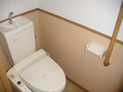 【トイレ】 | アルバ空港東