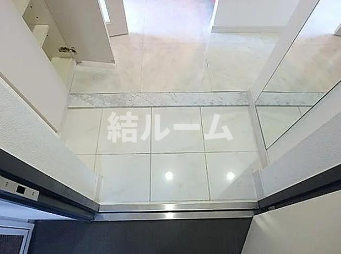 豊島区西池袋４丁目の賃貸マンションの玄関