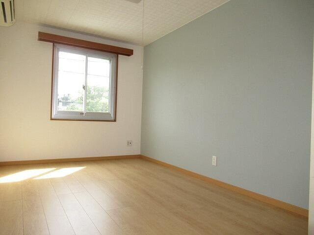 秀和ハイムの洋室