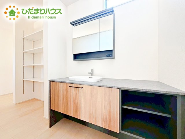 【独立洗面台】 | 石岡市鹿の子2期　新築戸建 | 清潔感溢れるスタイリッシュなデザインの洗面化粧台！！