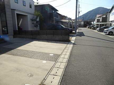 【前面道路含む現地写真】 | 広島市安佐北区可部３丁目