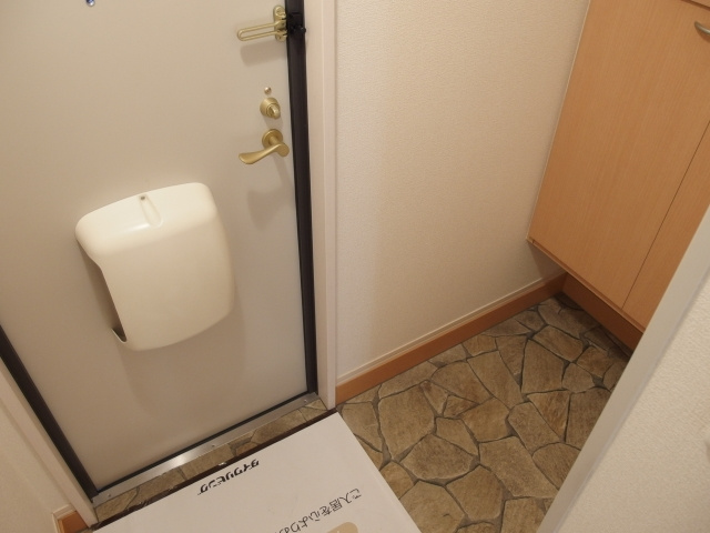 ローズコート宇頭の玄関|別室イメージ