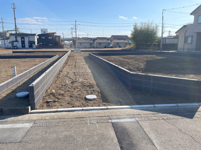 高崎市東中里町（全4区画）の地図