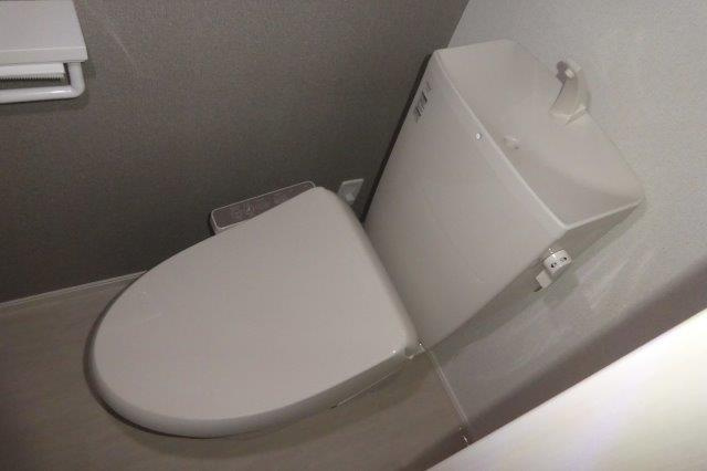 ジャン・リーブBのトイレ|ウォシュレット