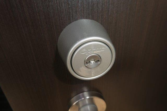 ジャン・リーブBのセキュリティ|オプナスキー