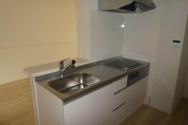 ジャン・リーブBのキッチン|３口IHコンロ付きシステムキッチン